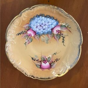 Trinket Plate‎ in Butterscotch with hydrangea and rose hand painted design